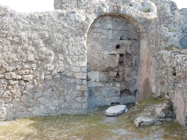 VIII.3.3 Pompeii. October 2022. 
Recess under the stairs in south-west corner of shop. Photo courtesy of Klaus Heese. 
