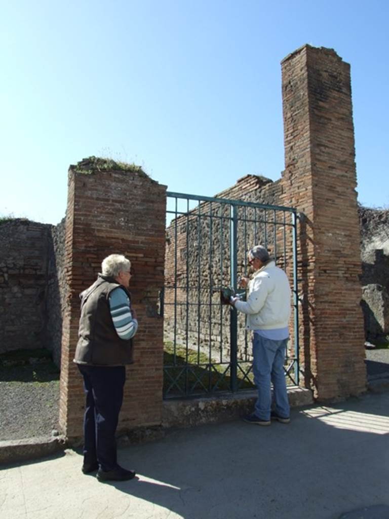VIII.3.4 Pompeii.  March 2009. Entrance.