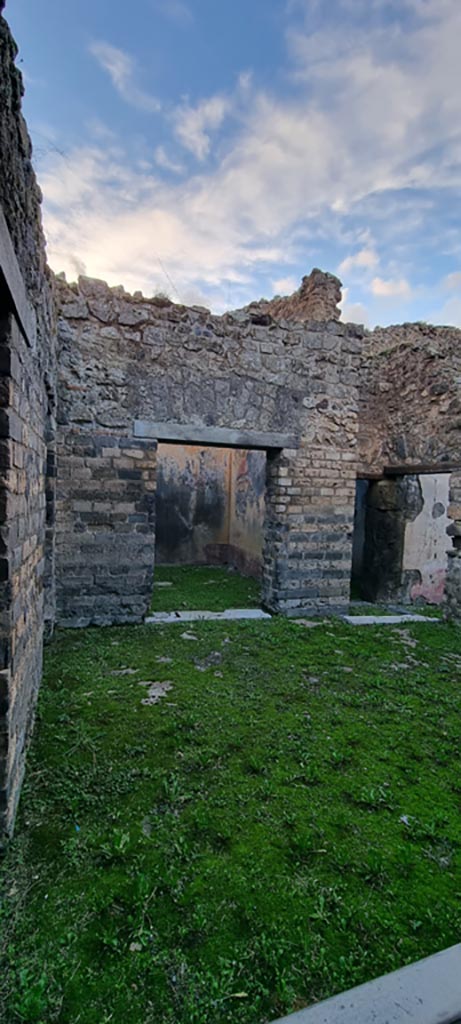 VIII.3.12 Pompeii. December 2023. 
Looking west from entrance doorway. Photo courtesy of Miriam Colomer.
