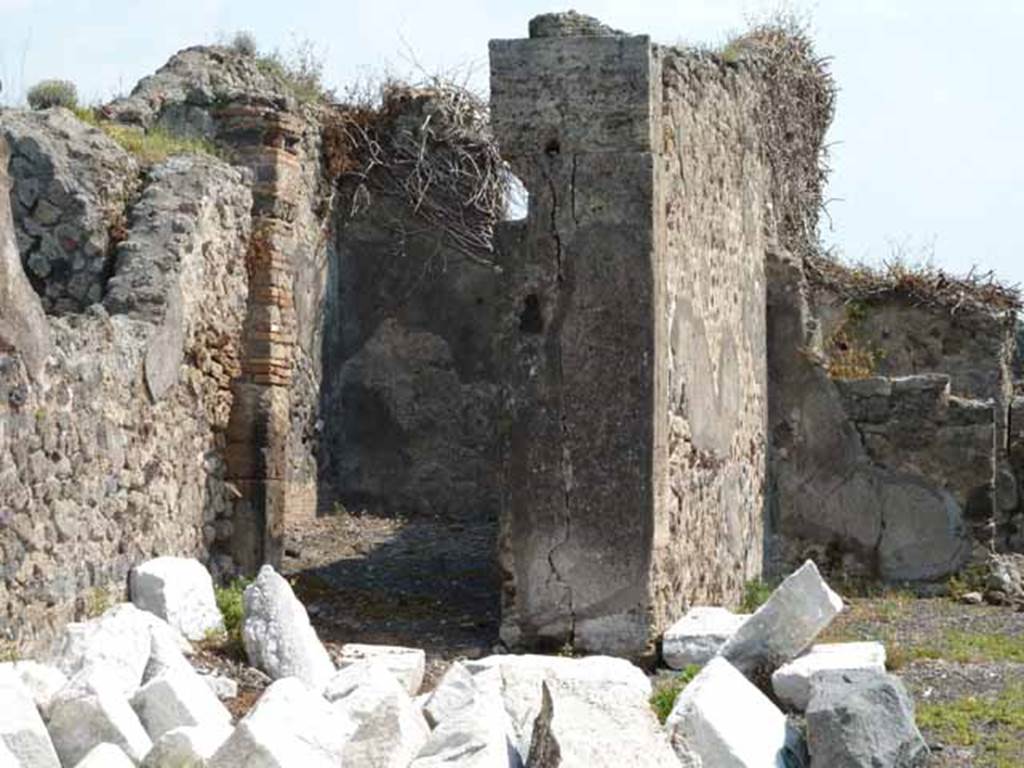 VIII.3.31 Pompeii. May 2010. Doorway to exedra or triclinium in the north-east corner of the atrium.