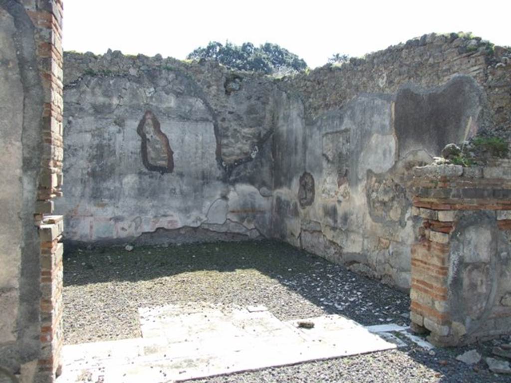 VIII.4.4 Pompeii. March 2009. Room 11, south west corner of exedra. 