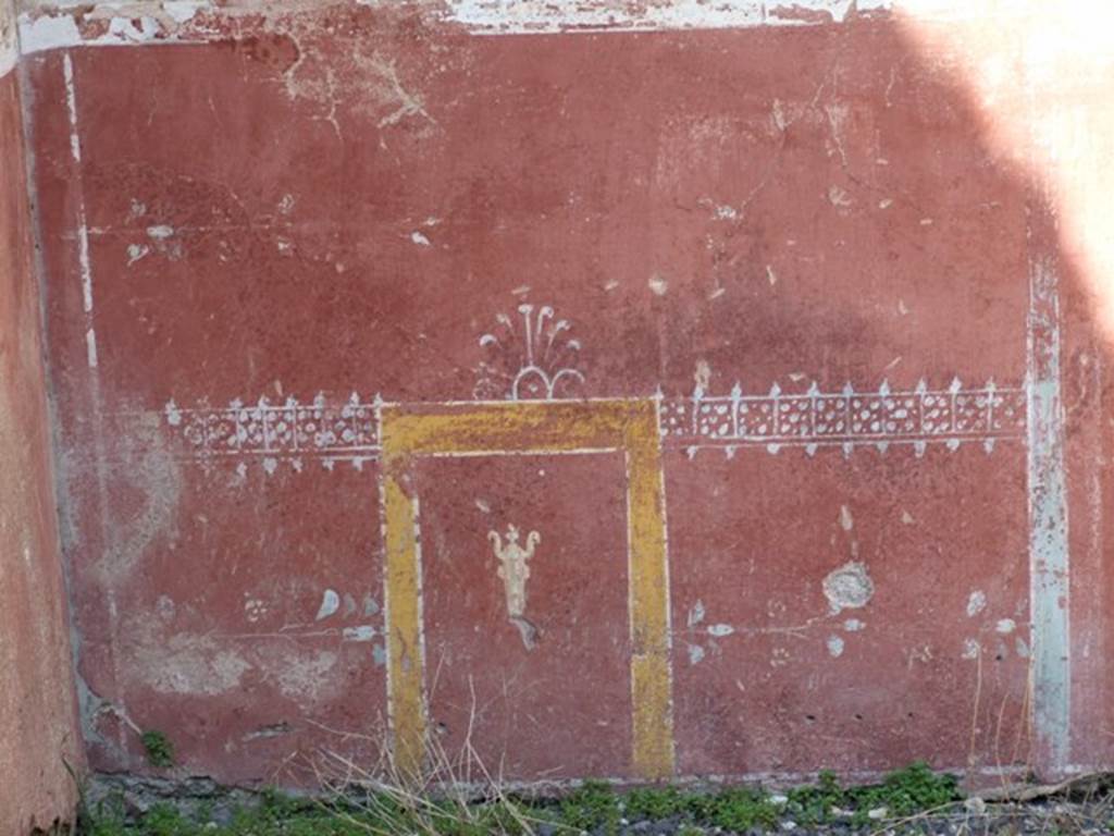 VIII.4.4 Pompeii. March 2009. Room 18, detail of lower section of west side of north wall of oecus. 