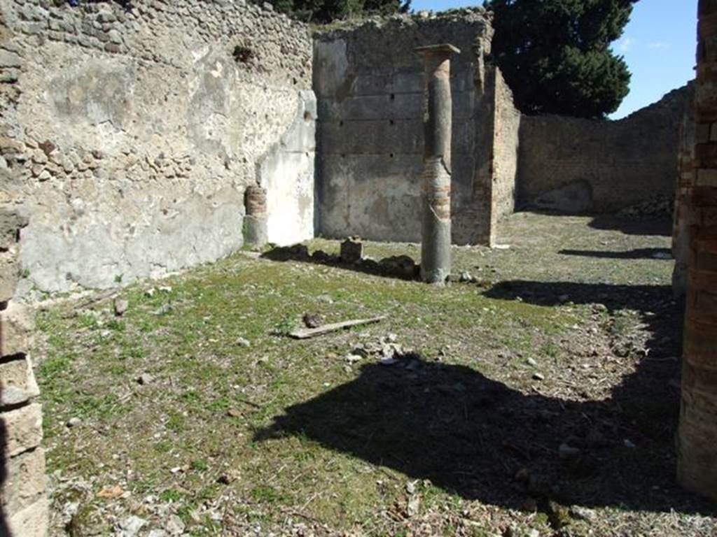 VIII.5.37 Pompeii. March 2009. Room 9, garden area, looking east towards room 8, the triclinium, on right.