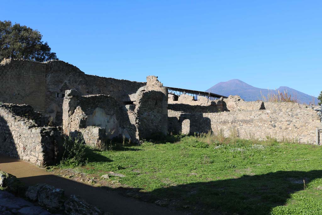 VIII.6.3, Pompeii. December 2018. Looking north-west. Photo courtesy of Aude Durand.
