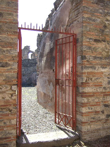 VIII.6.7 Pompeii.  September 2005.  Entrance.  