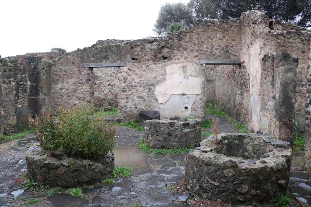 VIII.6.11, Pompeii. December 2018. Looking west across bakery room. Photo courtesy of Aude Durand.

