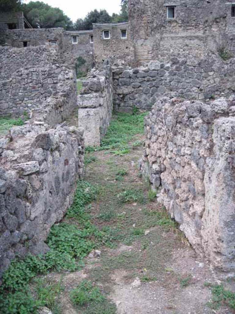 VIII.7.10 Pompeii. September 2010. Corridor looking west towards rear room, possibly a dormitory?