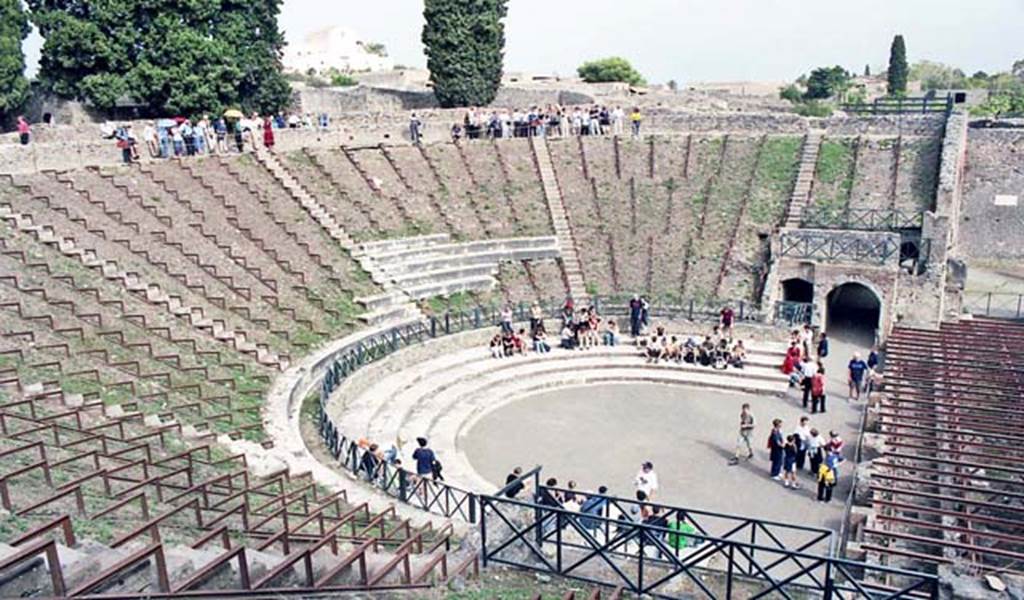 VIII.7.20 Pompeii. October 2001. Large Theatre, looking east. Photograph courtesy of Peter Woods.
