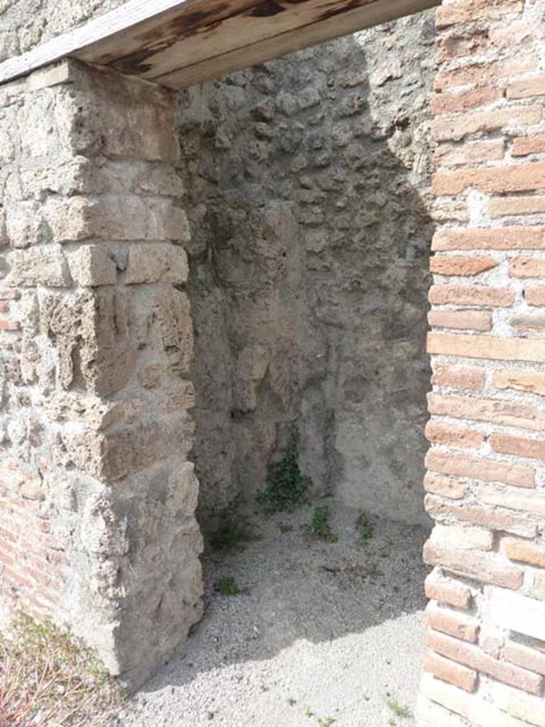 VIII.7.23 Pompeii. September 2015.  Doorway to small room or latrine. Looking north-west.

