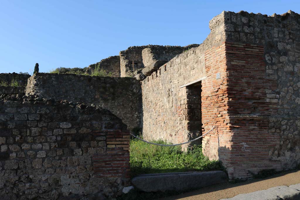 VIII.7.23, Pompeii. December 2018. Looking west towards entrance doorway on Via Stabiana. Photo courtesy of Aude Durand.