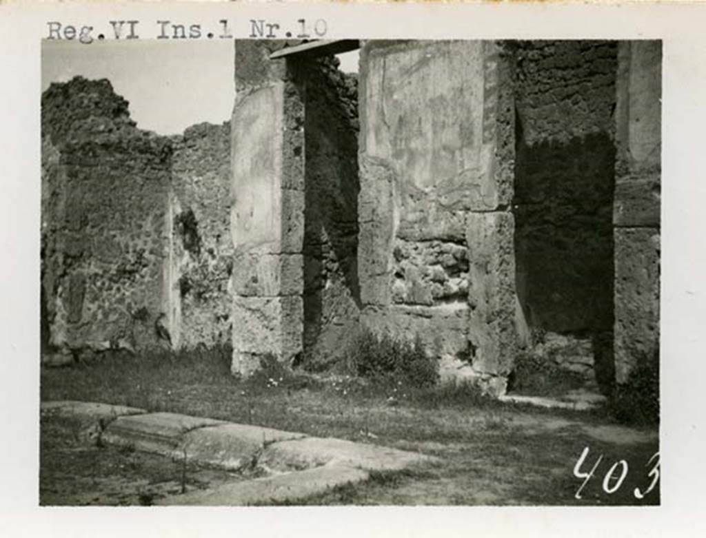VIII.7.24 Pompeii, but according to Warsher this was VI.1.10. Pre-1937-1939. 
Looking towards doorways on north side of atrium.  
Photo courtesy of American Academy in Rome, Photographic Archive. Warsher collection no. 403.

