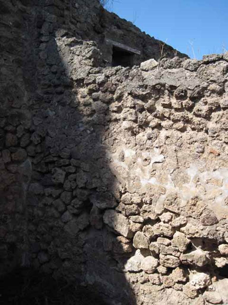 VIII.7.26 Pompeii. September 2010. North wall and north-west corner of third room. Photo courtesy of Drew Baker.
