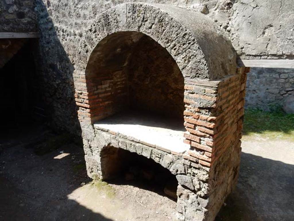 VIII.7.28 Pompeii. May 2015. Hearth in kitchen area. Photo courtesy of Buzz Ferebee.
