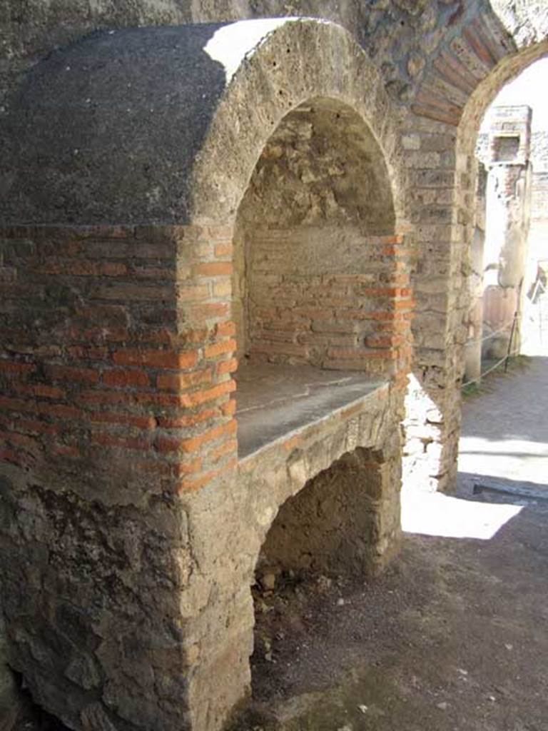 VIII.7.28 Pompeii. September 2005. Kitchen area looking north into the temple.