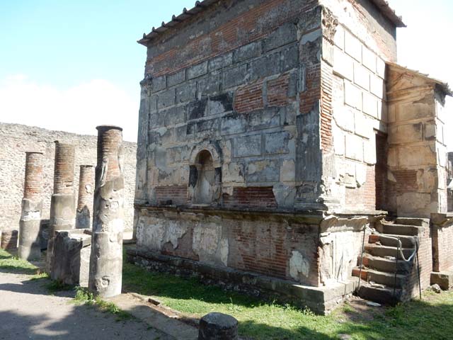 VIII.7.28 Pompeii.  March 2009. West rear wall of Temple Cella.  
