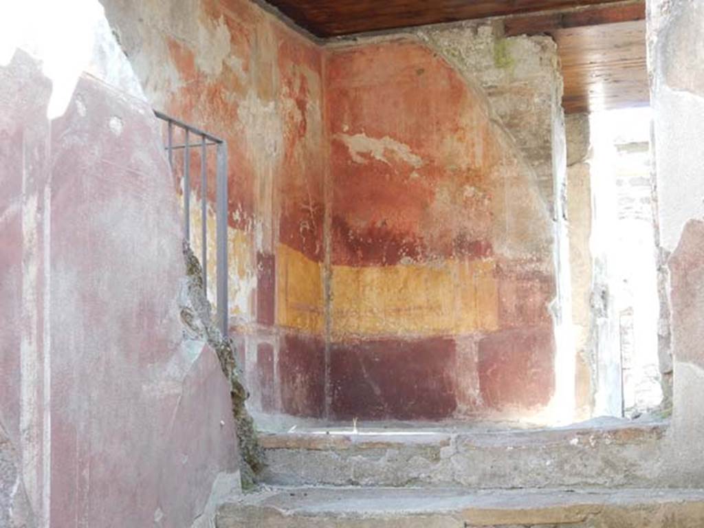 IX.3.5 Pompeii. May 2015. Room 18, north-east corner from top of stairs. Photo courtesy of Buzz Ferebee.
