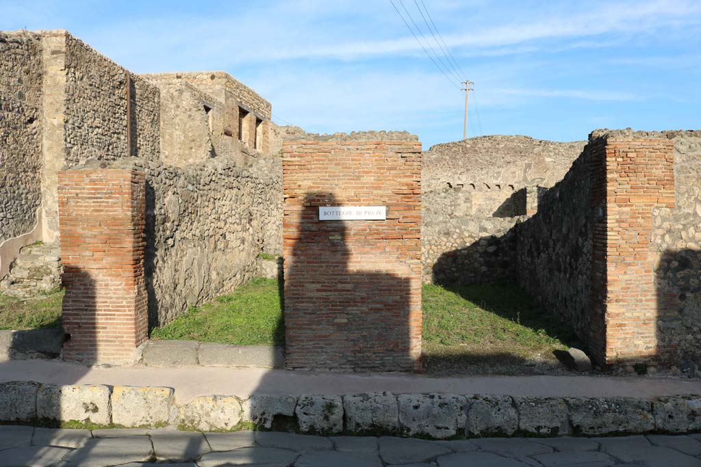 IX.3.8, on left, and IX.3.9, on right, Pompeii December 2018. Looking east to entrance doorways. Photo courtesy of Aude Durand.