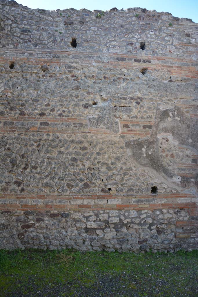 IX.5.1 Pompeii. May 2017. Detail of remaining stucco on west wall in north-west corner. 
Foto Christian Beck, ERC Grant 681269 DÉCOR.

