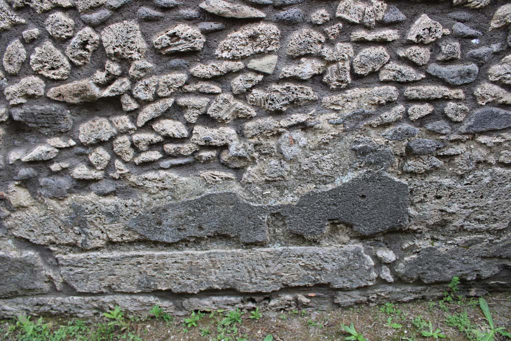 IX.5.4 Pompeii. March 2019. Room e, looking towards east wall.
Foto Christian Beck, ERC Grant 681269 DCOR.
