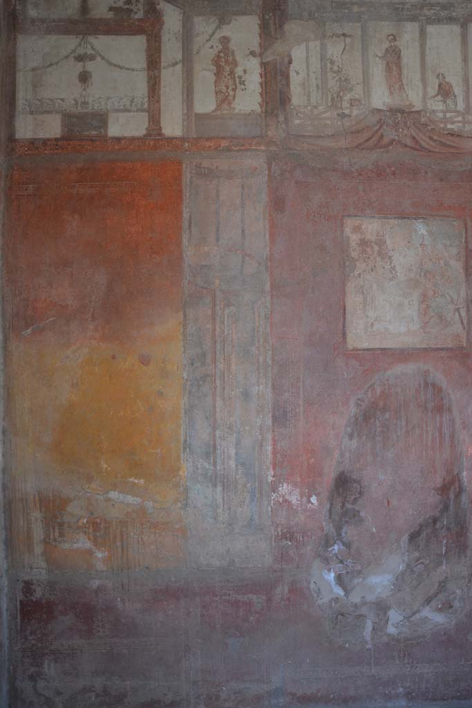 IX.5.6 Pompeii. May 2017. Room i, panel dividing yellow side panel from red central panel.     
Foto Christian Beck, ERC Grant 681269 DCOR.
