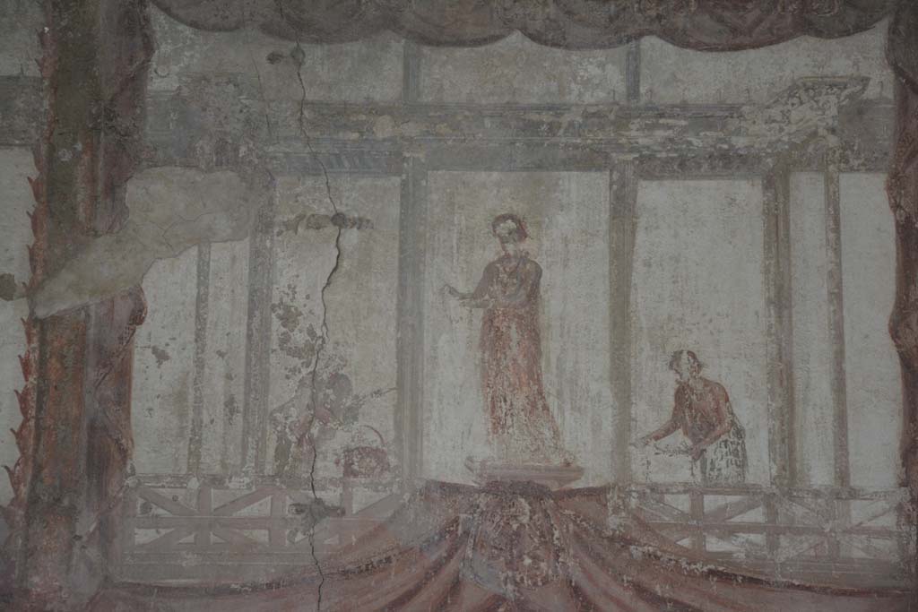 IX.5.6 Pompeii. May 2017. Room i, upper east wall, detail of figures above central panel.       
Foto Christian Beck, ERC Grant 681269 DCOR.

