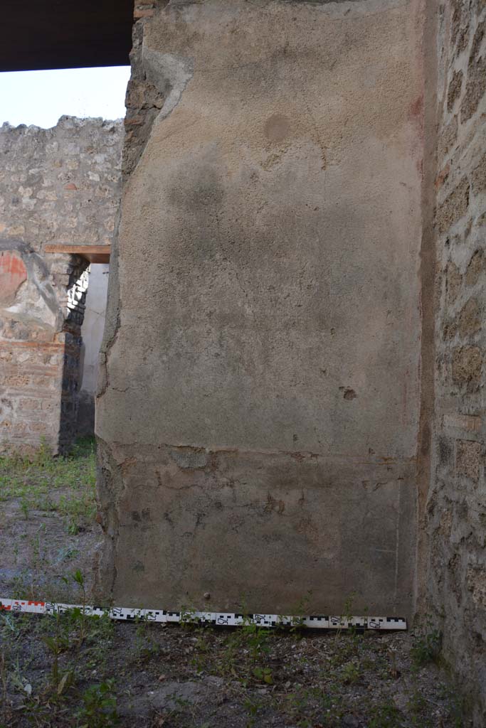 IX.5.6 Pompeii. May 2017. Room o, west wall on north side of doorway. 
Foto Christian Beck, ERC Grant 681269 DCOR.
