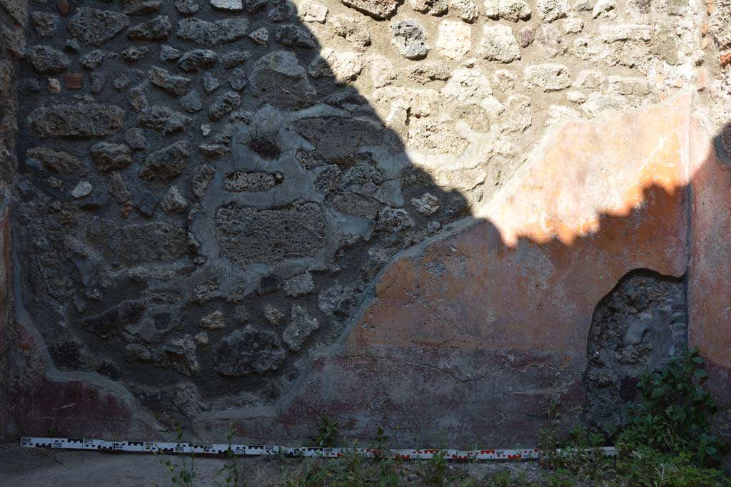 IX.5.6 Pompeii. May 2017. Room f, looking towards east wall. 
Foto Christian Beck, ERC Grant 681269 DCOR.

