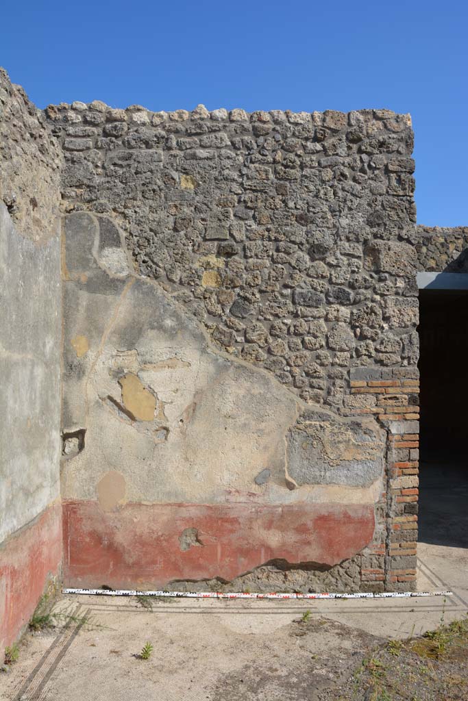 IX.5.6 Pompeii. May 2017. East ala e, looking towards south wall.
Foto Christian Beck, ERC Grant 681269 DCOR.
