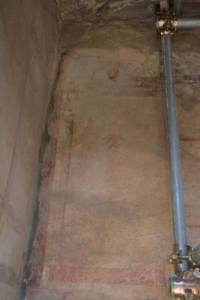 IX.5.6 Pompeii. May 2017. Room k, (west side), upper north wall in north-west corner.  
Foto Christian Beck, ERC Grant 681269 DCOR.
