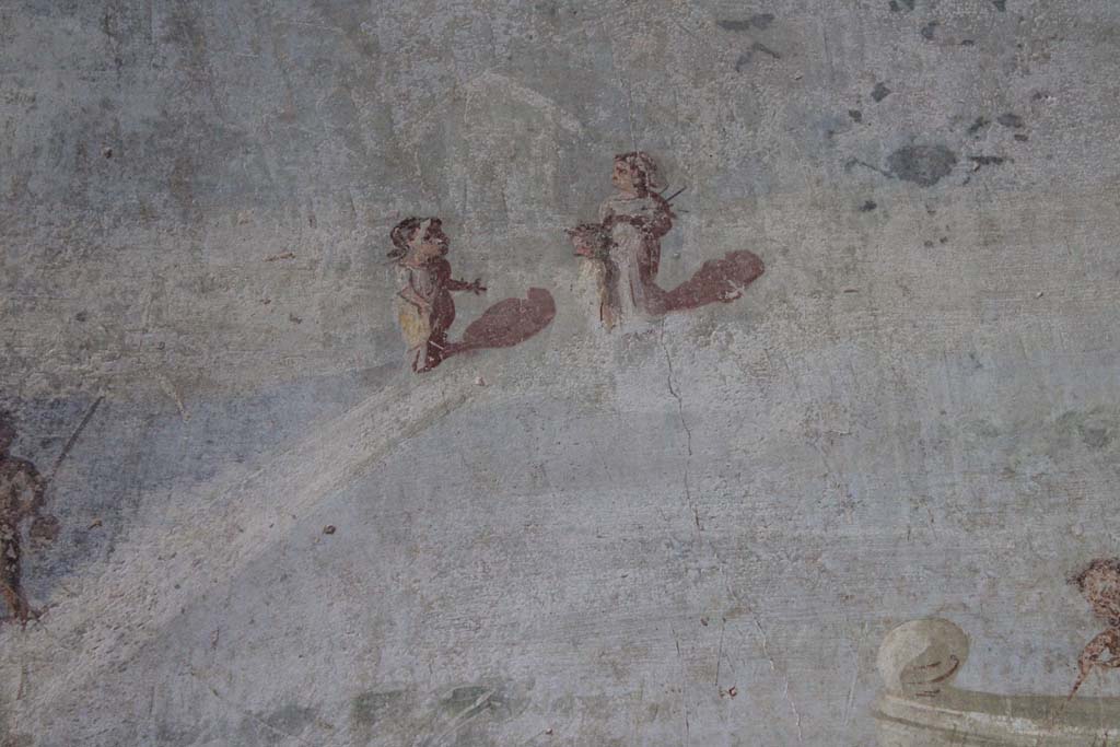 IX.5.9 Pompeii. May 2019. Room l (L), two figures from upper north wall at west end.  
Foto Christian Beck, ERC Grant 681269 DCOR.

