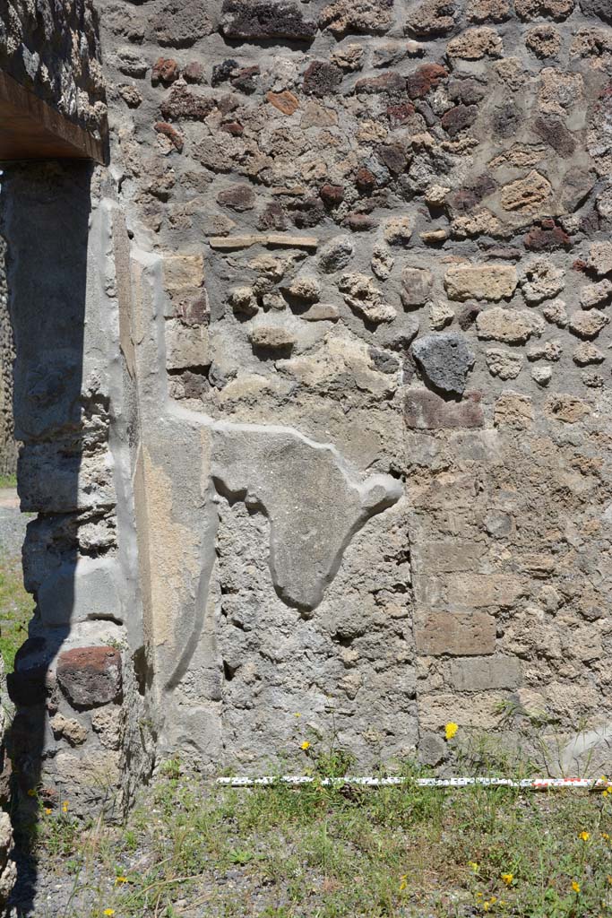IX.5.9 Pompeii. May 2017. Room m, north wall in north-west corner.
Foto Christian Beck, ERC Grant 681269 DCOR.
