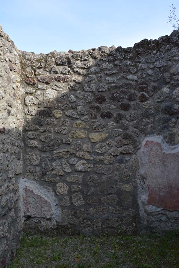 IX.5.9 Pompeii. May 2017. Room n/q, east end of south wall.
Foto Christian Beck, ERC Grant 681269 DCOR.
