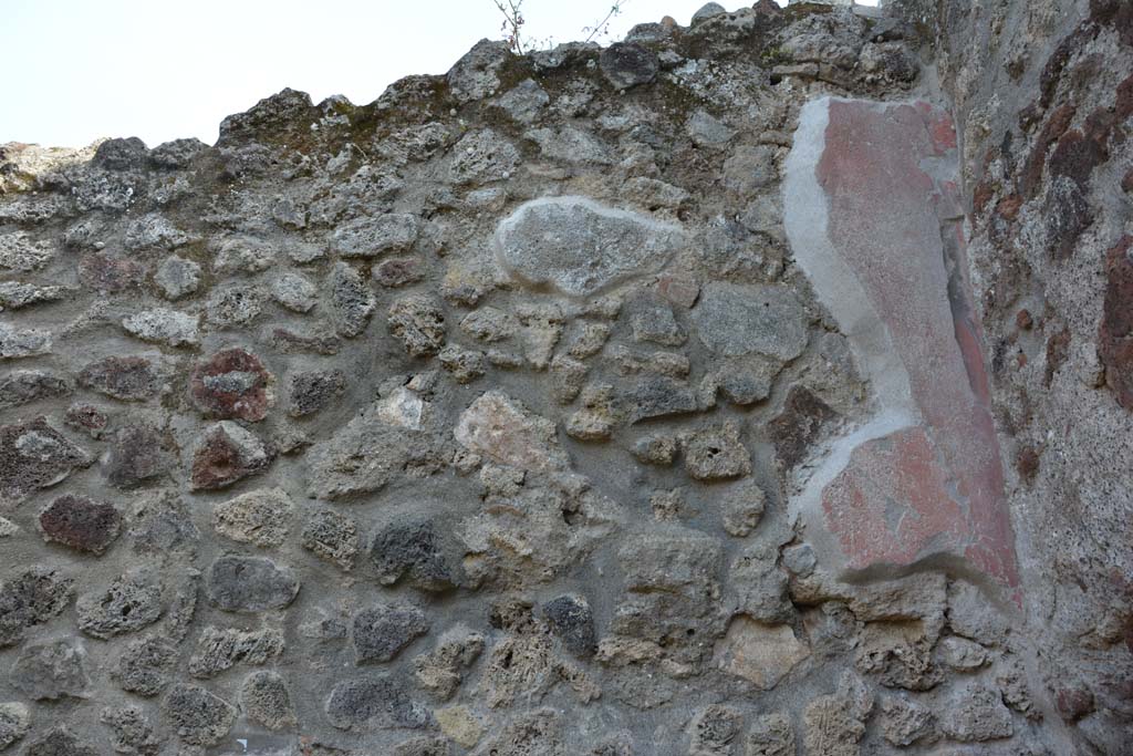 IX.5.9 Pompeii. May 2017. Room n/q, upper south wall at west end.
Foto Christian Beck, ERC Grant 681269 DCOR.

