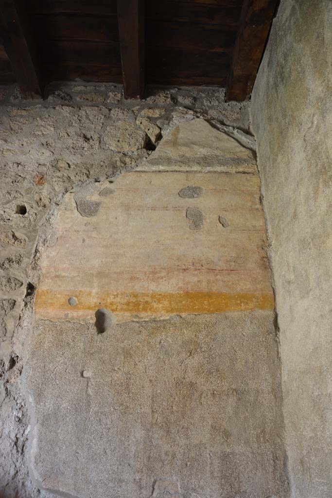 IX.5.9 Pompeii. May 2017. Room e, upper south wall in south-west corner. 
Foto Christian Beck, ERC Grant 681269 DCOR.

