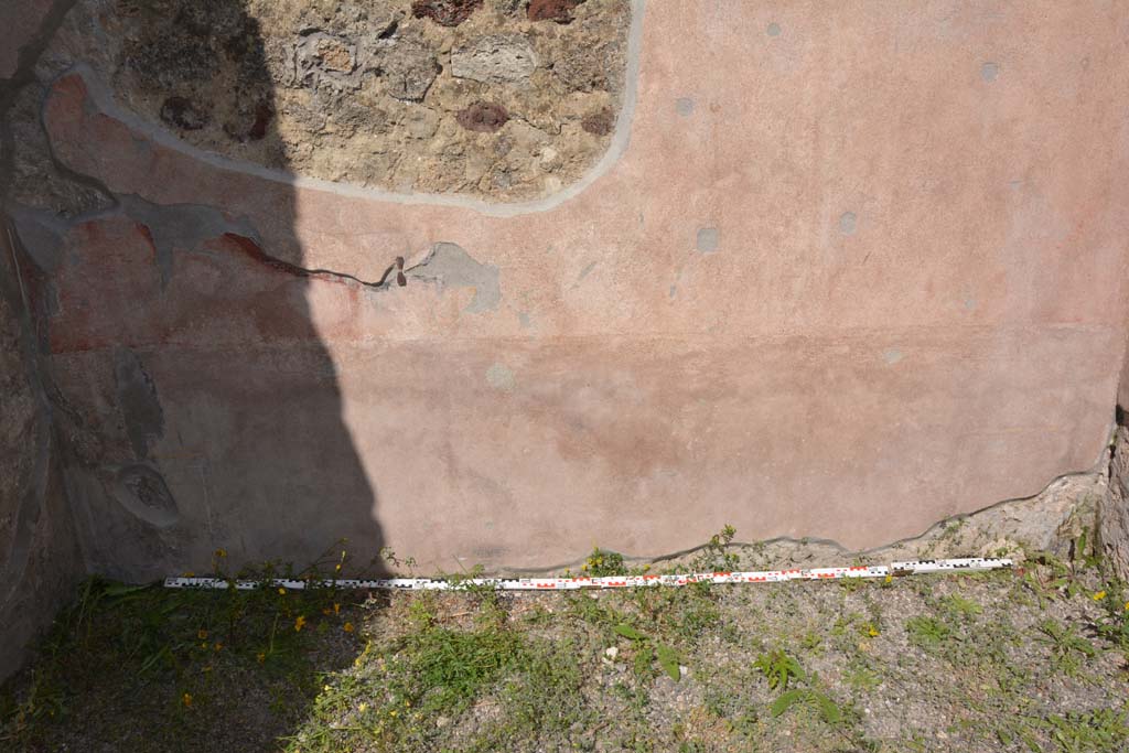IX.5.9 Pompeii. May 2017. Room g, lower east wall. 
Foto Christian Beck, ERC Grant 681269 DCOR.

