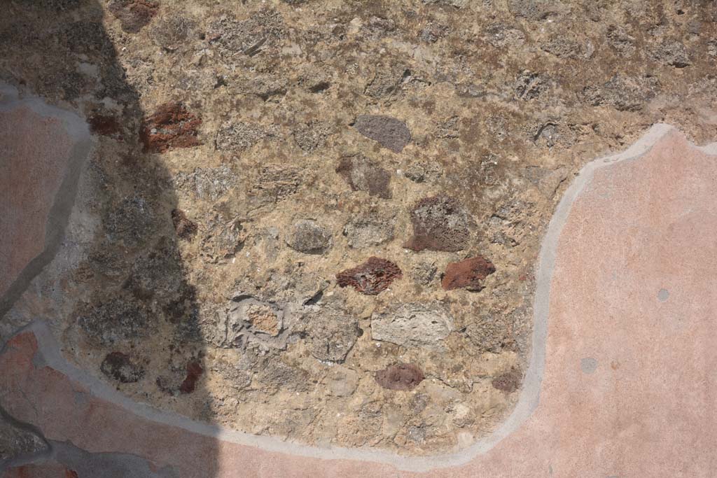 IX.5.9 Pompeii. May 2017. Room g, upper east wall at north end.
Foto Christian Beck, ERC Grant 681269 DCOR.
