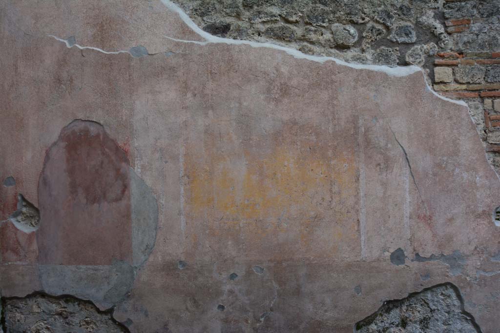 IX.5.9 Pompeii. March 2017. Room g, looking towards south wall with a yellow centre panel, and two red side panels.
Foto Christian Beck, ERC Grant 681269 DCOR.

