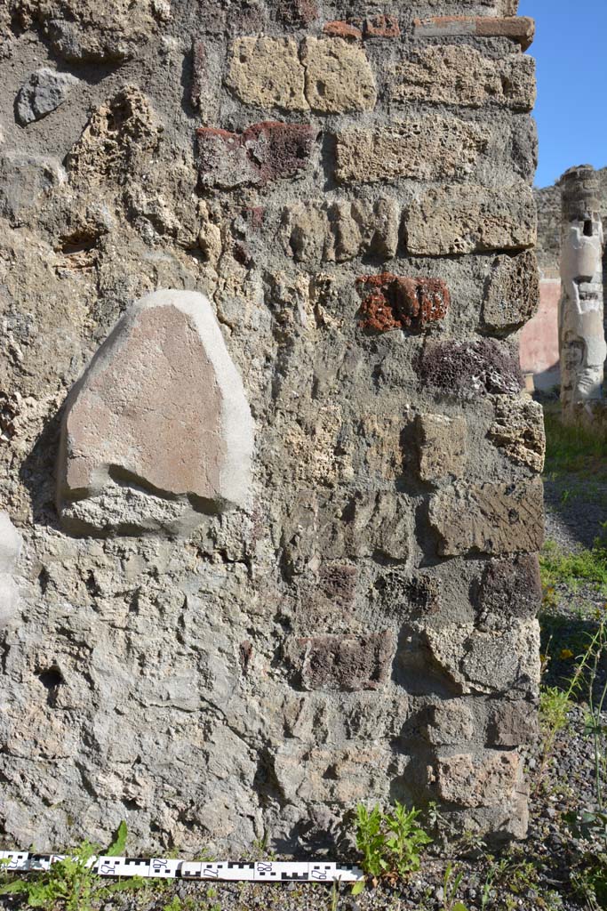 IX.5.9 Pompeii. May 2017. Room h, south wall at west end.
Foto Christian Beck, ERC Grant 681269 DCOR.

