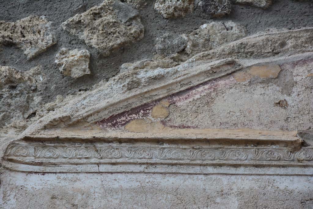 IX.5.11 Pompeii. May 2017. Room k, detail of stucco frieze from upper west wall.
Foto Christian Beck, ERC Grant 681269 DÉCOR.
