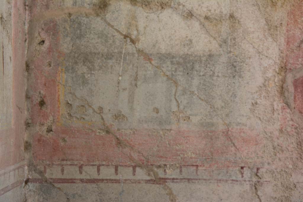 IX.5.11 Pompeii. March 2017. Room k, lower south end of west wall below panel with figure of Melpomene. 
Foto Christian Beck, ERC Grant 681269 DÉCOR.

