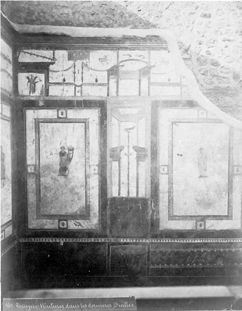 IX.5.11 Pompeii. Old photo c.1880. Room 6, oecus, north wall. The muses, Terpsichore with lyre and Polyhymnia wrapped in cloak.
See Schefold, K., 1962. Vergessenes Pompeji. Bern: Francke. (Fig.132.1 [f]: Nordwand)
