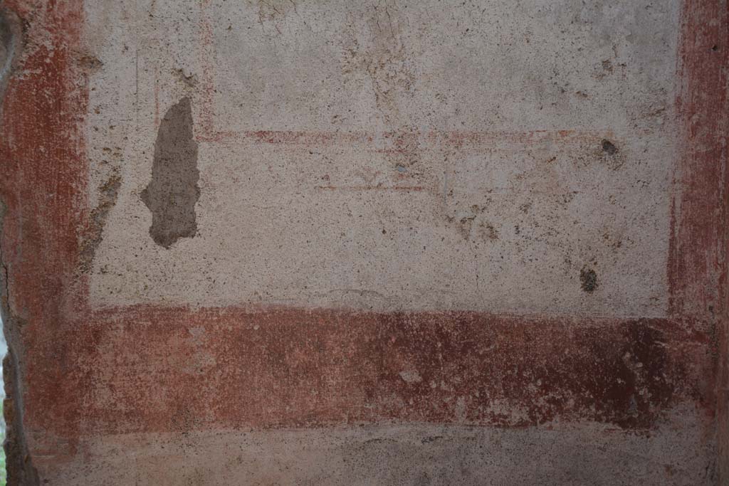 IX.5.11 Pompeii. May 2017. Room f, detail of “carpet border” and decoration on east wall in south-east corner.
Foto Christian Beck, ERC Grant 681269 DÉCOR.
