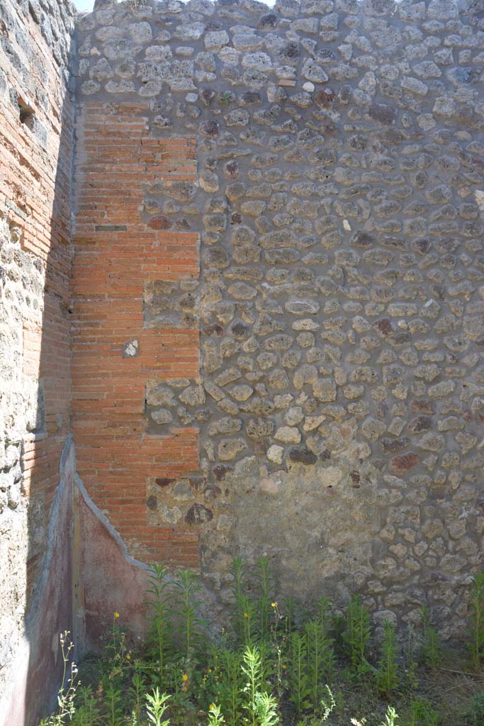 IX.5.11 Pompeii. May 2017. Room c, east wall at north end.  
Foto Christian Beck, ERC Grant 681269 DÉCOR

