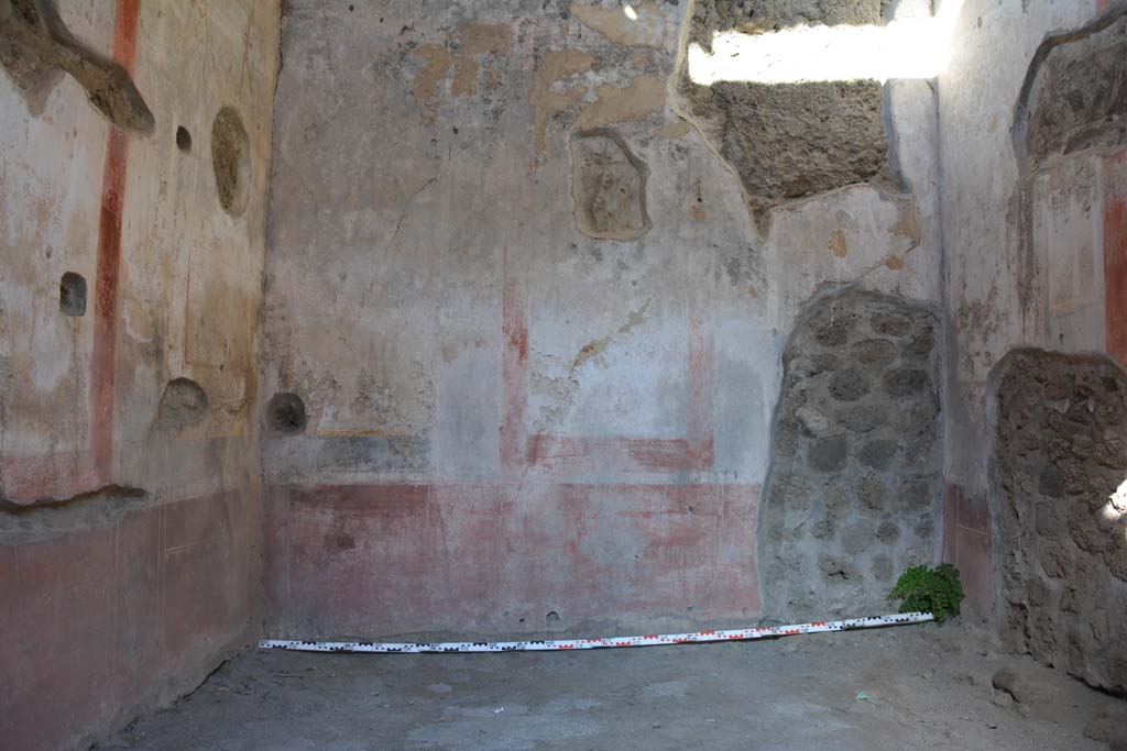 IX.5.11 Pompeii. May 2017. Room g, looking towards east wall.
Foto Christian Beck, ERC Grant 681269 DÉCOR.
