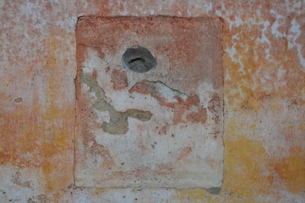 IX.5.11 Pompeii. March 2017. Room i, remains of central painting on north wall.
Foto Christian Beck, ERC Grant 681269 DÉCOR.
