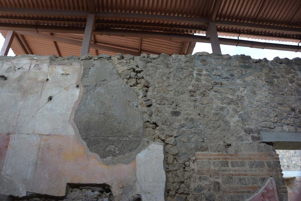IX.5.11 Pompeii. May 2017. Room i, upper centre and west wall.
Foto Christian Beck, ERC Grant 681269 DÉCOR.
