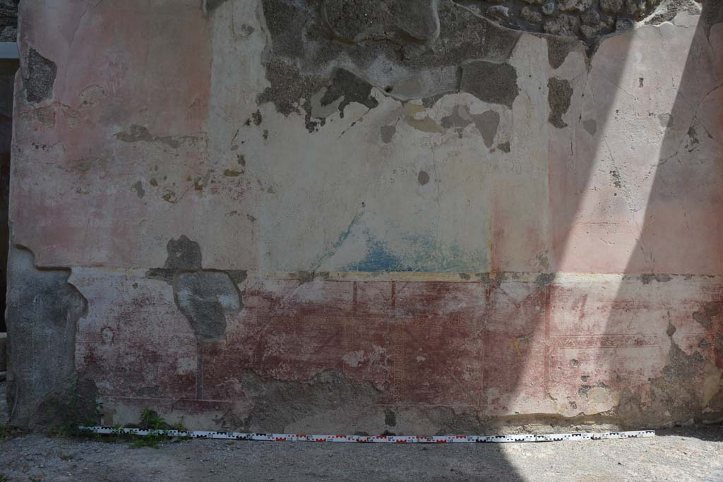 IX.5.11 Pompeii. May 2017. Room l (L), looking towards east wall of tablinum.
Foto Christian Beck, ERC Grant 681269 DÉCOR.

