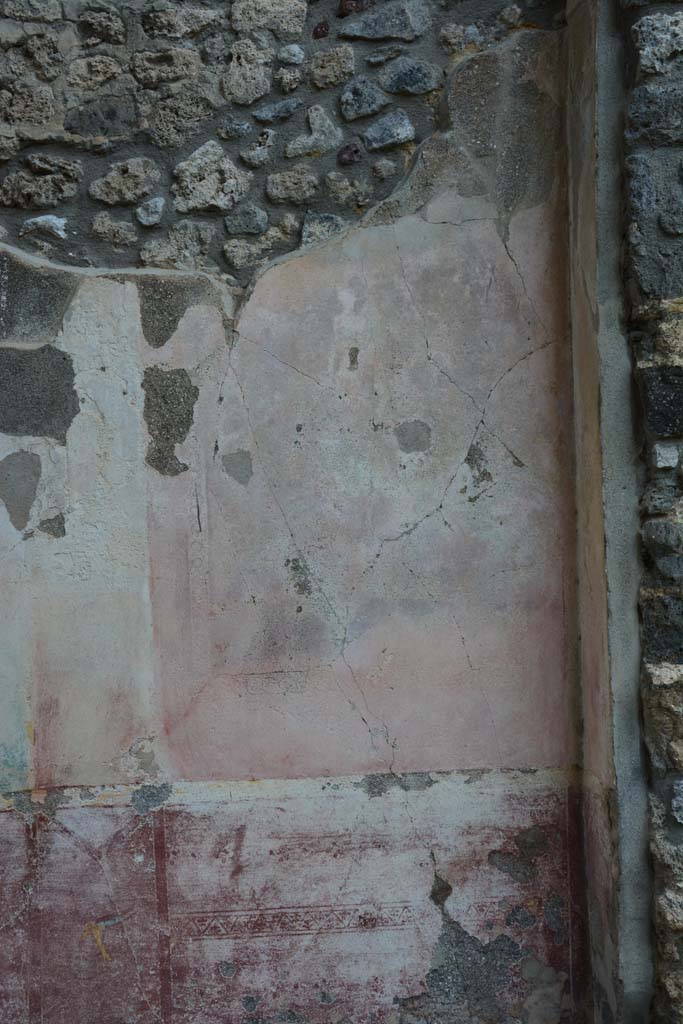 IX.5.11 Pompeii. March 2017. Room I (L), south end of east wall.
Foto Christian Beck, ERC Grant 681269 DÉCOR.

