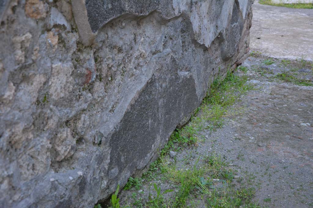 IX.5.11 Pompeii. March 2017. Room a, upper east wall at south end of entrance corridor.    
Foto Christian Beck, ERC Grant 681269 DÉCOR.

