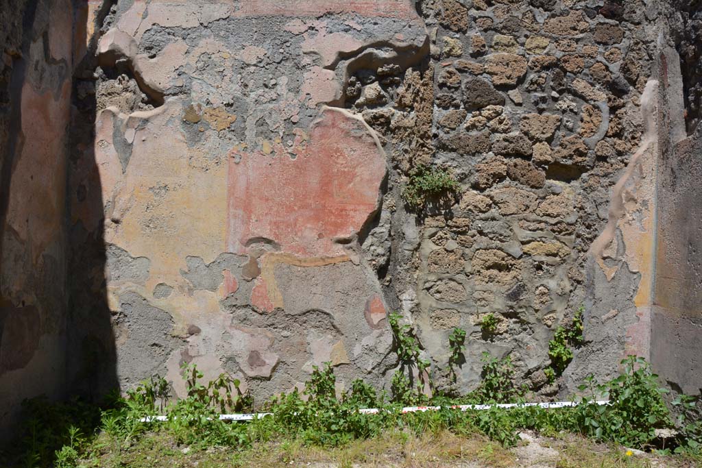 IX.5.14 Pompeii. May 2017. Room “L”, looking towards north wall.
Foto Christian Beck, ERC Grant 681269 DÉCOR.
